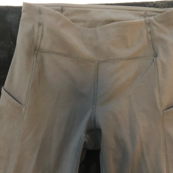 Lululemon speed up crop - Picture 5 of 5
